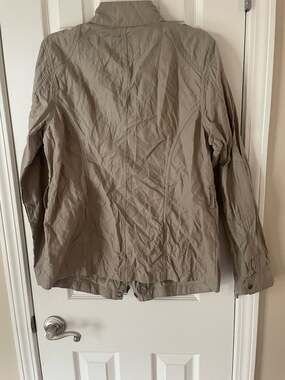 Sanctuary Lightweight Jacket, Size L, $24, B52